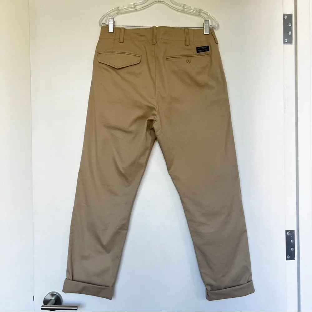 Banana Republic khaki beige slim fit chino pants 31x30